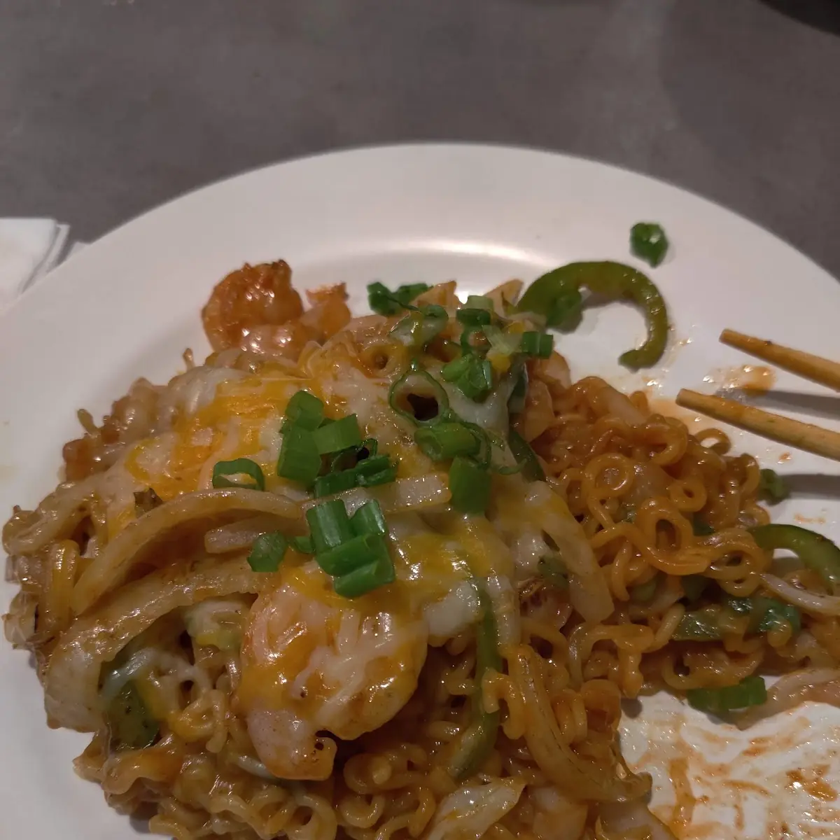 Cheesy Noodle on Fire 芝士炒面